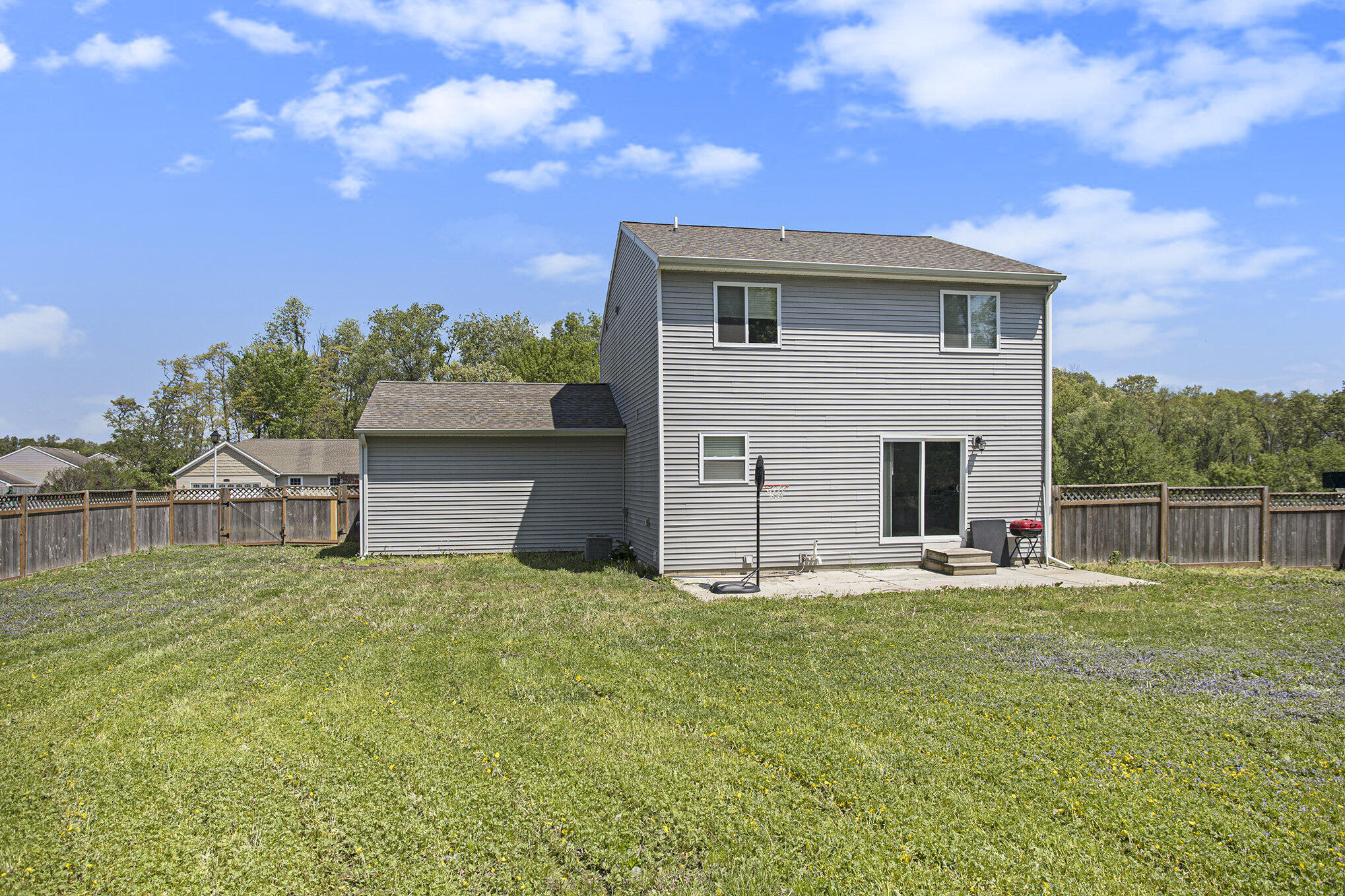 5677 Coddington Lane