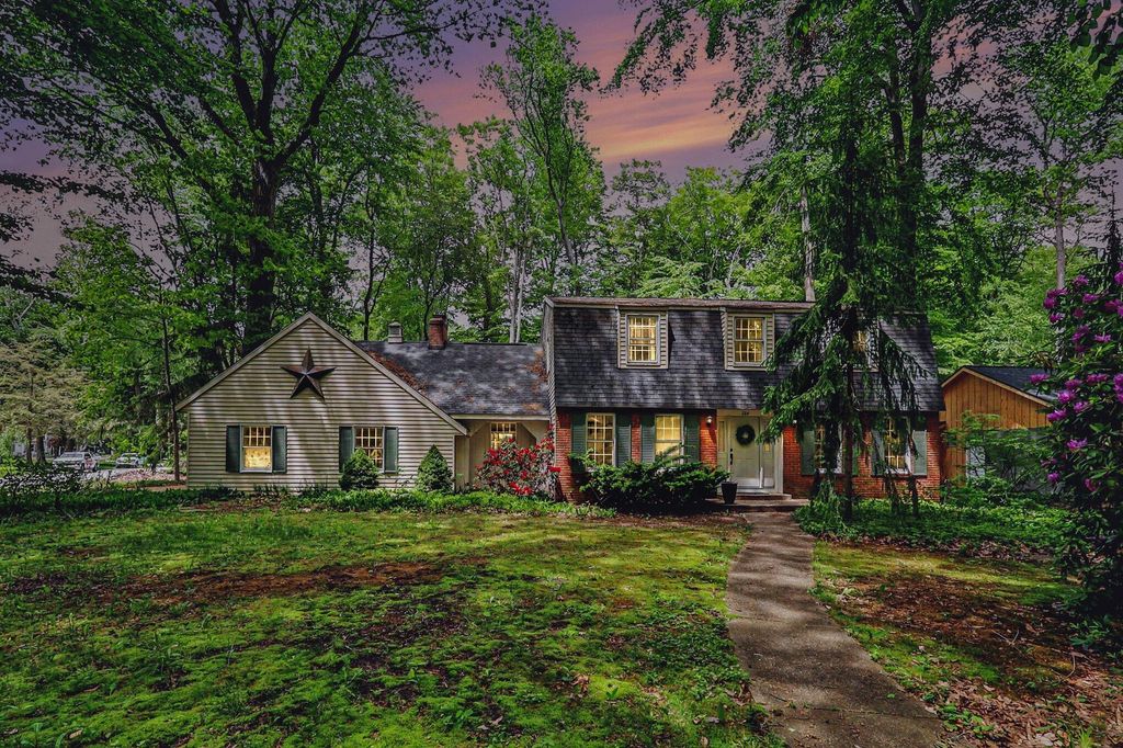 Photo of 280 Portchester Road, Holland, MI 49424 (MLS # 26025519)