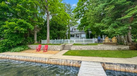 Photo of 1576 S Lake Mitchell Drive, Cadillac, MI 49601 (MLS # 25031748)