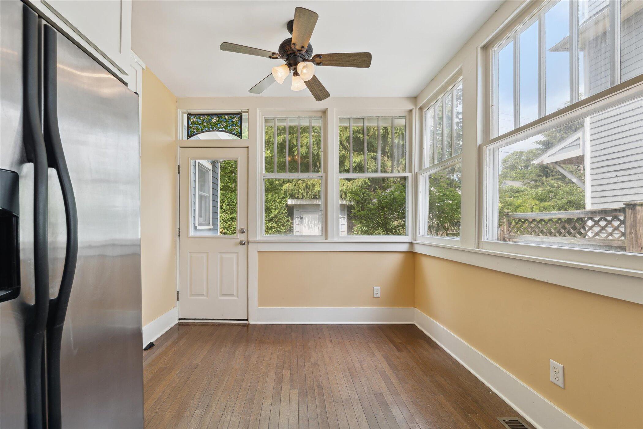 Ann Arbor, Michigan 48103, United States, 3 Bedrooms Bedrooms, ,2 BathroomsBathrooms,Residential,Active,159083