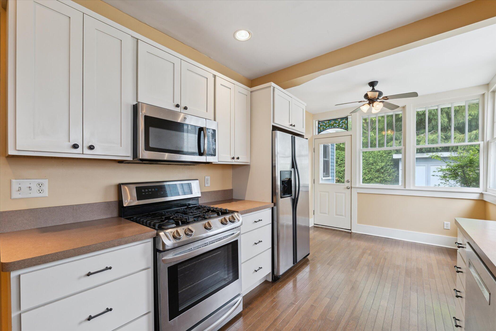 Ann Arbor, Michigan 48103, United States, 3 Bedrooms Bedrooms, ,2 BathroomsBathrooms,Residential,Active,159083