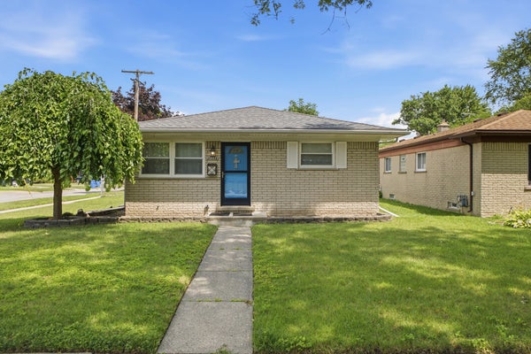 25248 HASS ST, DEARBORN HEIGHTS, MI 48127 - Image 0bb803d4e948e9b481ea6c50b30b8e96/232752601