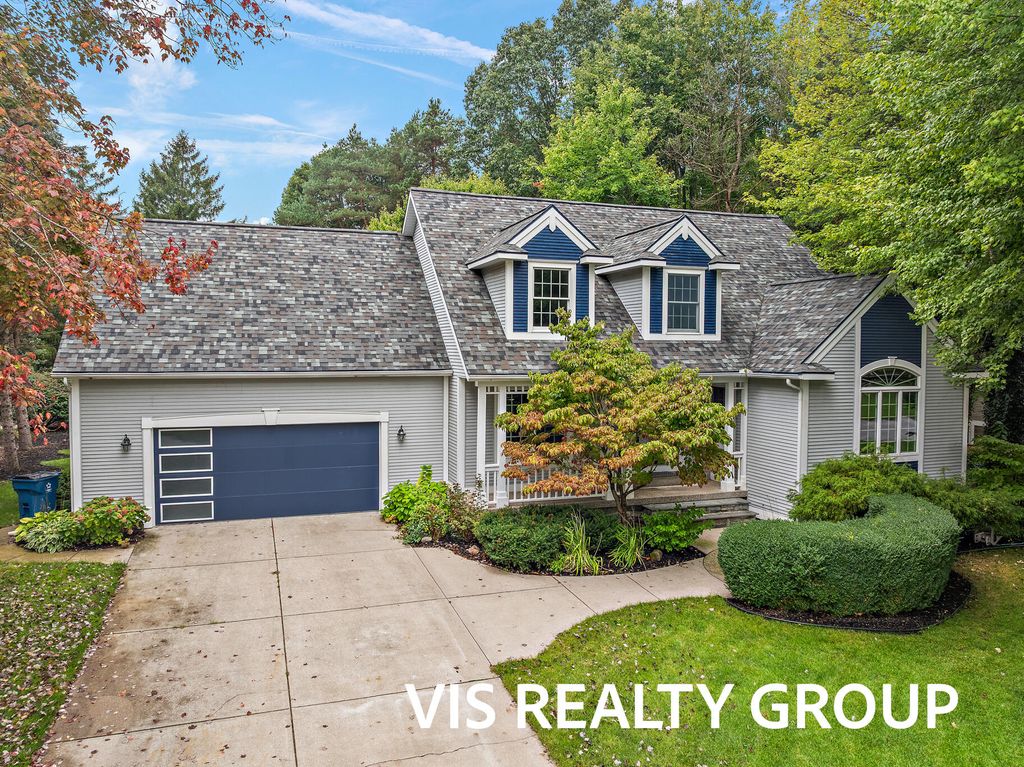 Photo of 15130 Wildfield Drive, Spring Lake, MI 49456 (MLS # 25049477)