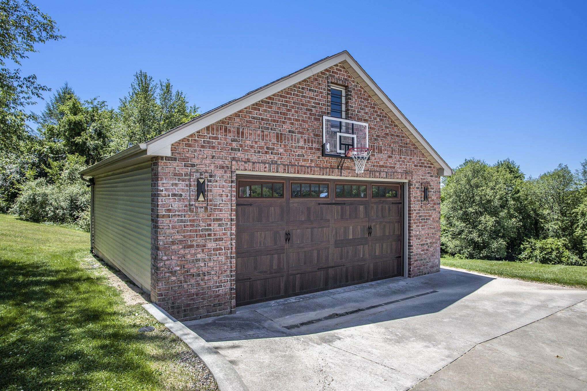 Battle Creek, Michigan 49017, United States, 3 Bedrooms Bedrooms, ,5 BathroomsBathrooms,Residential,Pending,59607