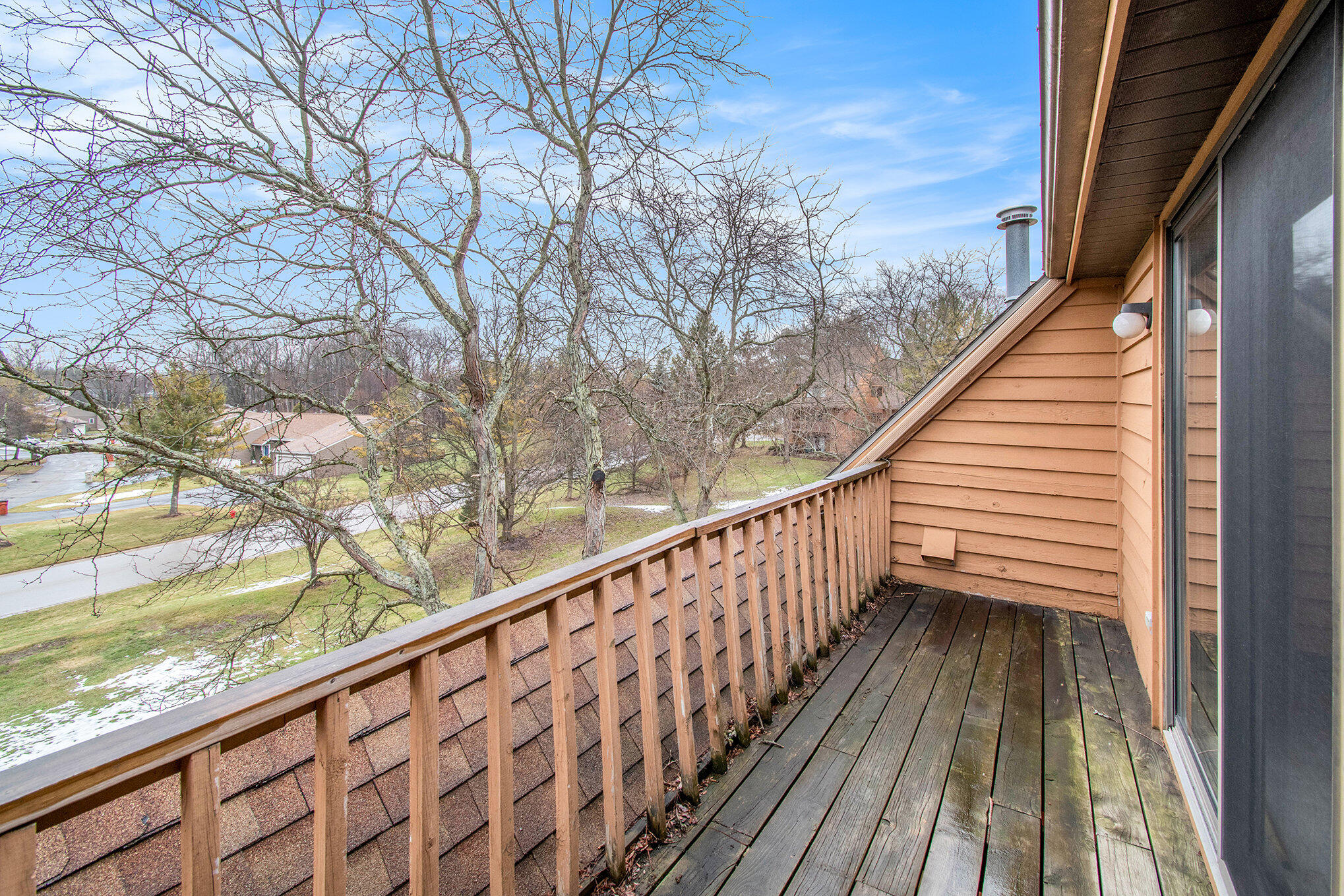 Rockford, Michigan 49341, United States, 2 Bedrooms Bedrooms, ,1 BathroomBathrooms,Residential,Active,83654