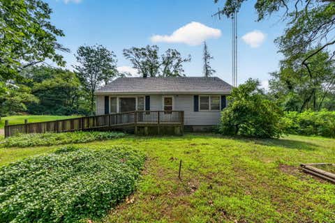 Photo for 3086 Detroit Road