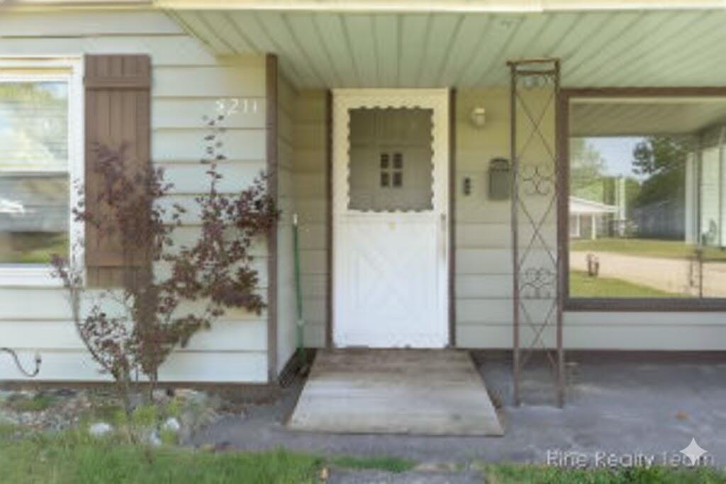 4211 Pembrook Street