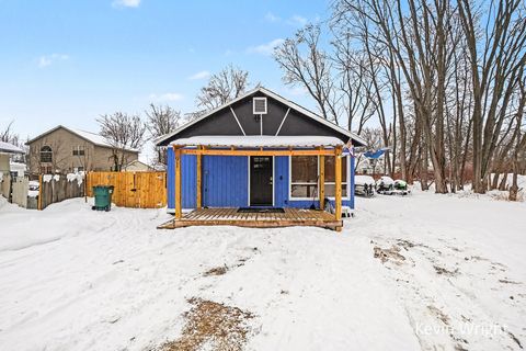 Photo of 91 2nd Avenue, Norton Shores, MI 49444 (MLS # 26004198)