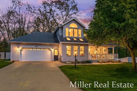 Photo of 1325 S Broadway Street, Hastings, MI 49058 (MLS # 26021910)