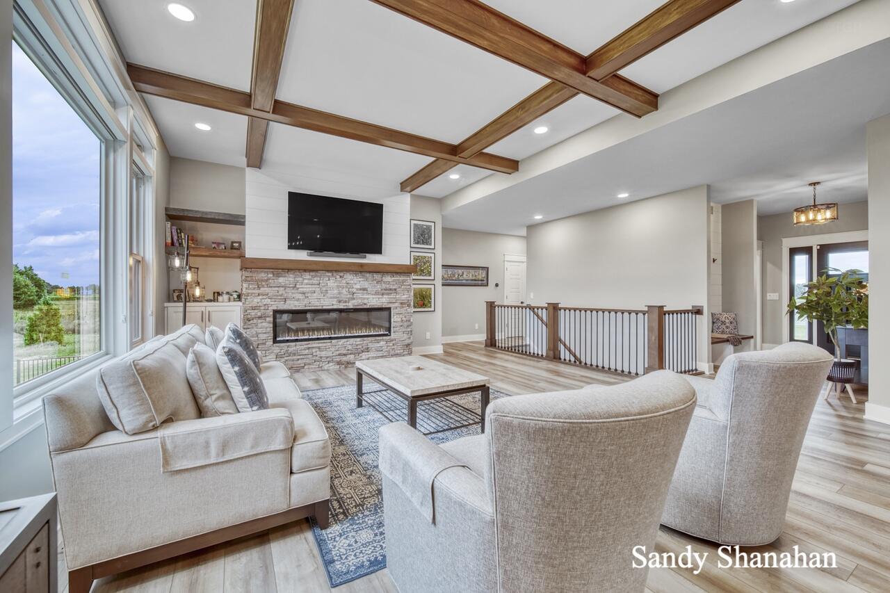 6185 Fennview Drive