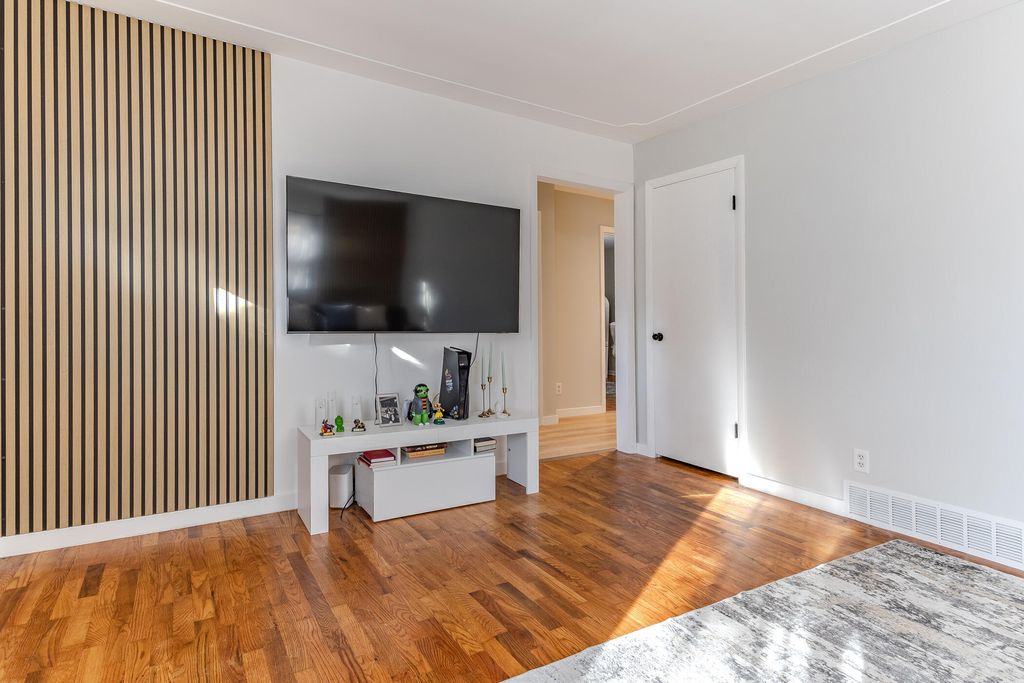 Photo of 1450 Wesley Avenue, Muskegon, MI 49442 (MLS # 25059317)