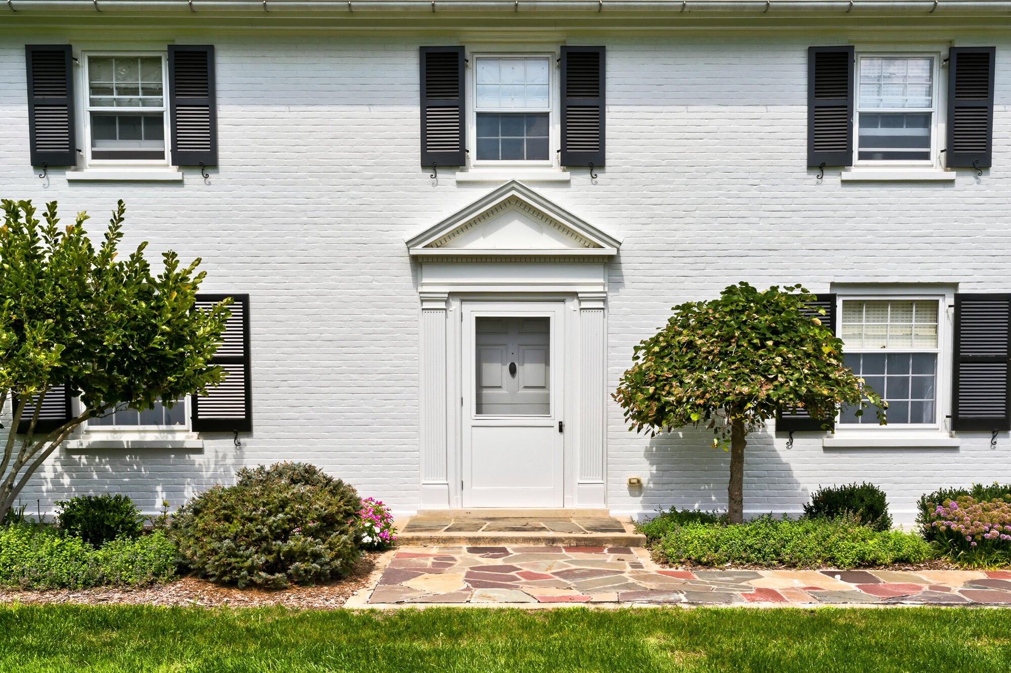 1500 Whites Road