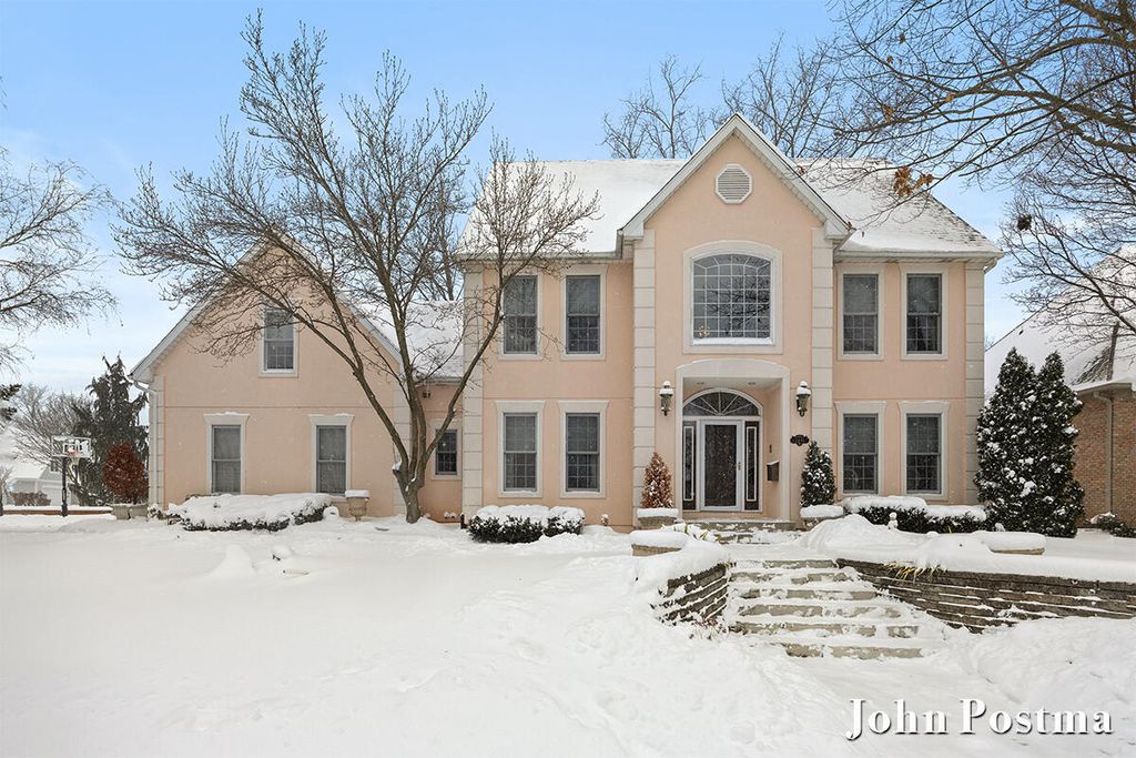 Photo of 2441 Arundel Road SE, East Grand Rapids, MI 49506 (MLS # 26004227)