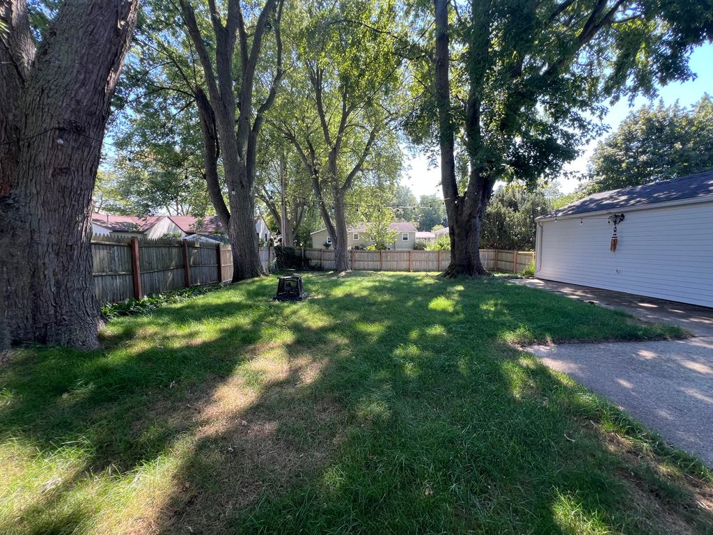 Photo of 1034 Marion Avenue, Grand Haven, MI 49417 (MLS # 25044107)