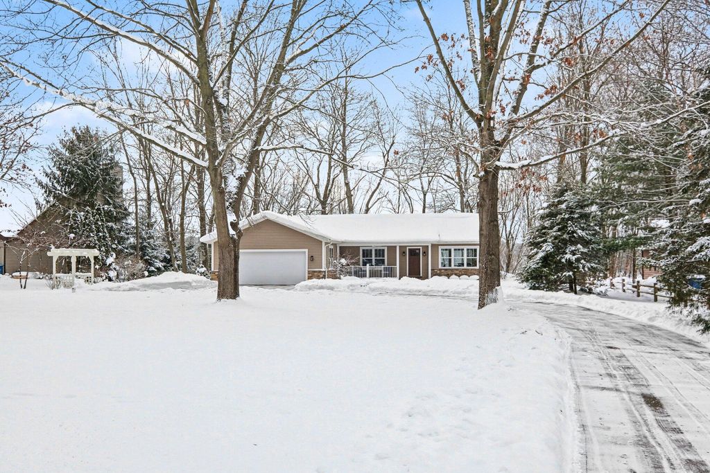 Photo of 3672 118th Avenue, Allegan, MI 49010 (MLS # 26005058)
