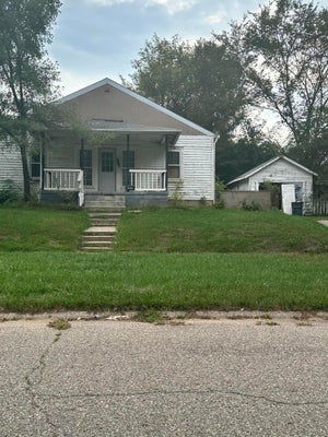 4326 CIRCLE DR, FLINT, MI 48507 - Image 0e21ece29554f83a5afae4cfc9af5366/2589478809