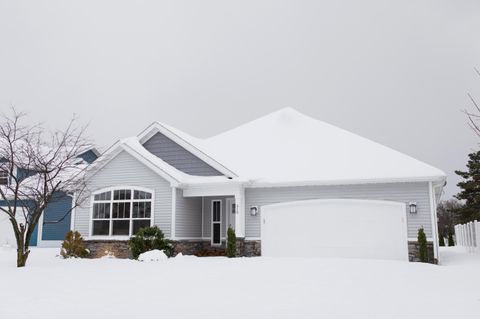 Photo of 210 Market Place, Benton Harbor, MI 49022 (MLS # 25061087)