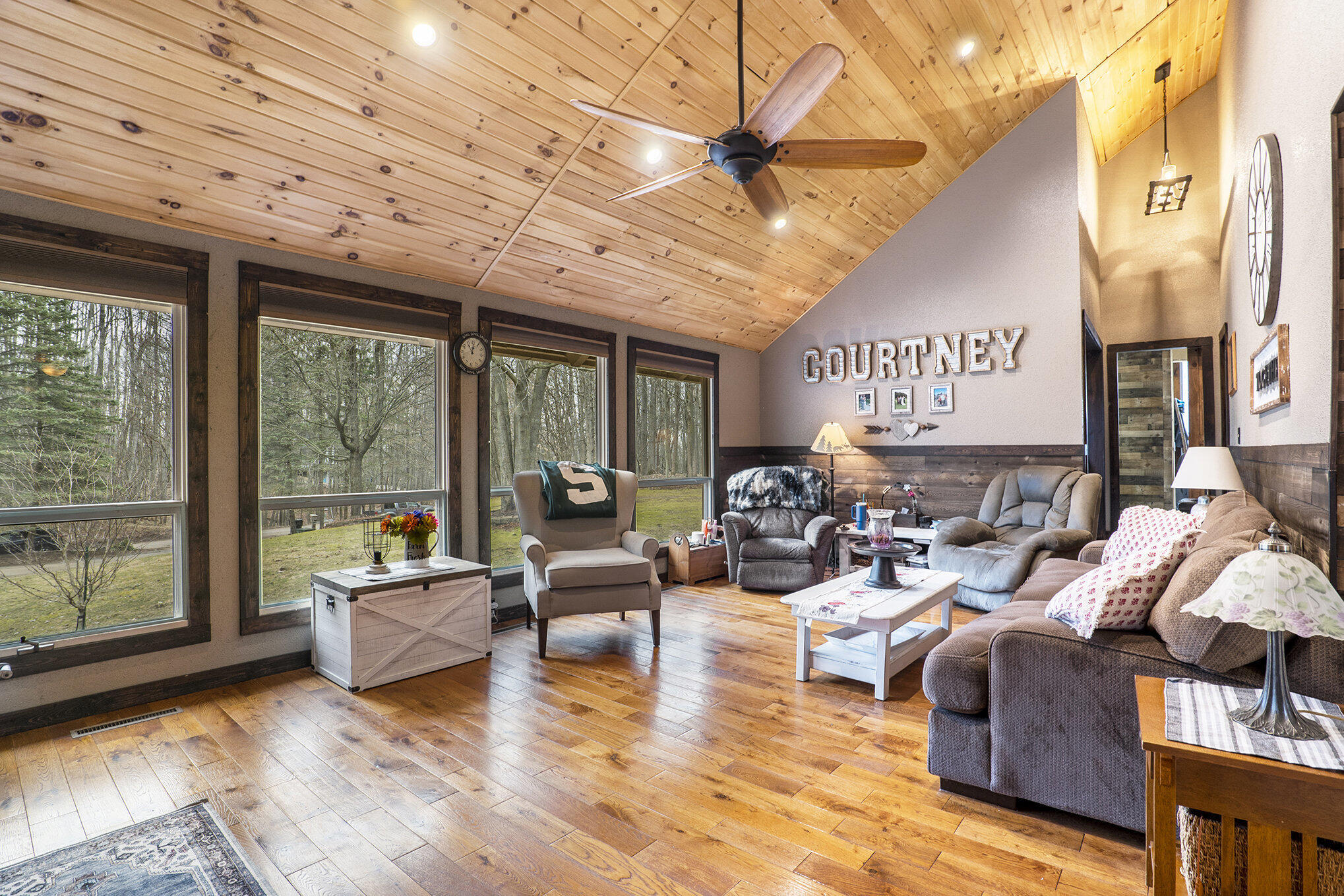 12053 Broken Arrow Lane