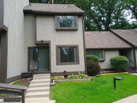 502 STONEYWOOD DR, BRIGHTON, MI 48116 - Image 0e8b84e5d62c8e9182eba097f5d0ec6d/1831587759