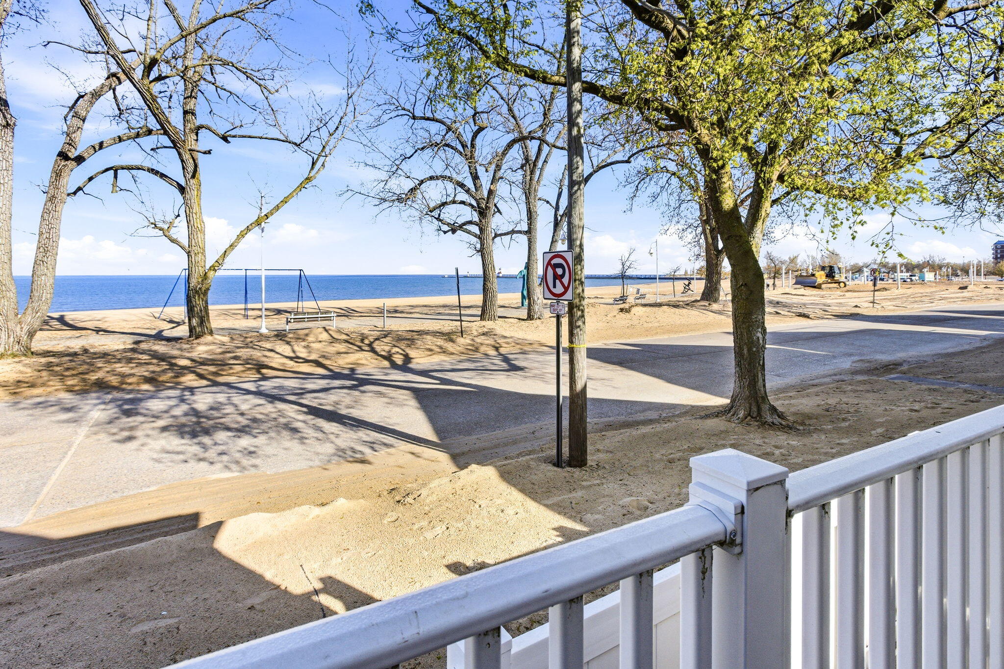 St. Joseph, Michigan, 49085, United States, 4 Bedrooms Bedrooms, ,2 BathroomsBathrooms,Residential,Active,2039017
