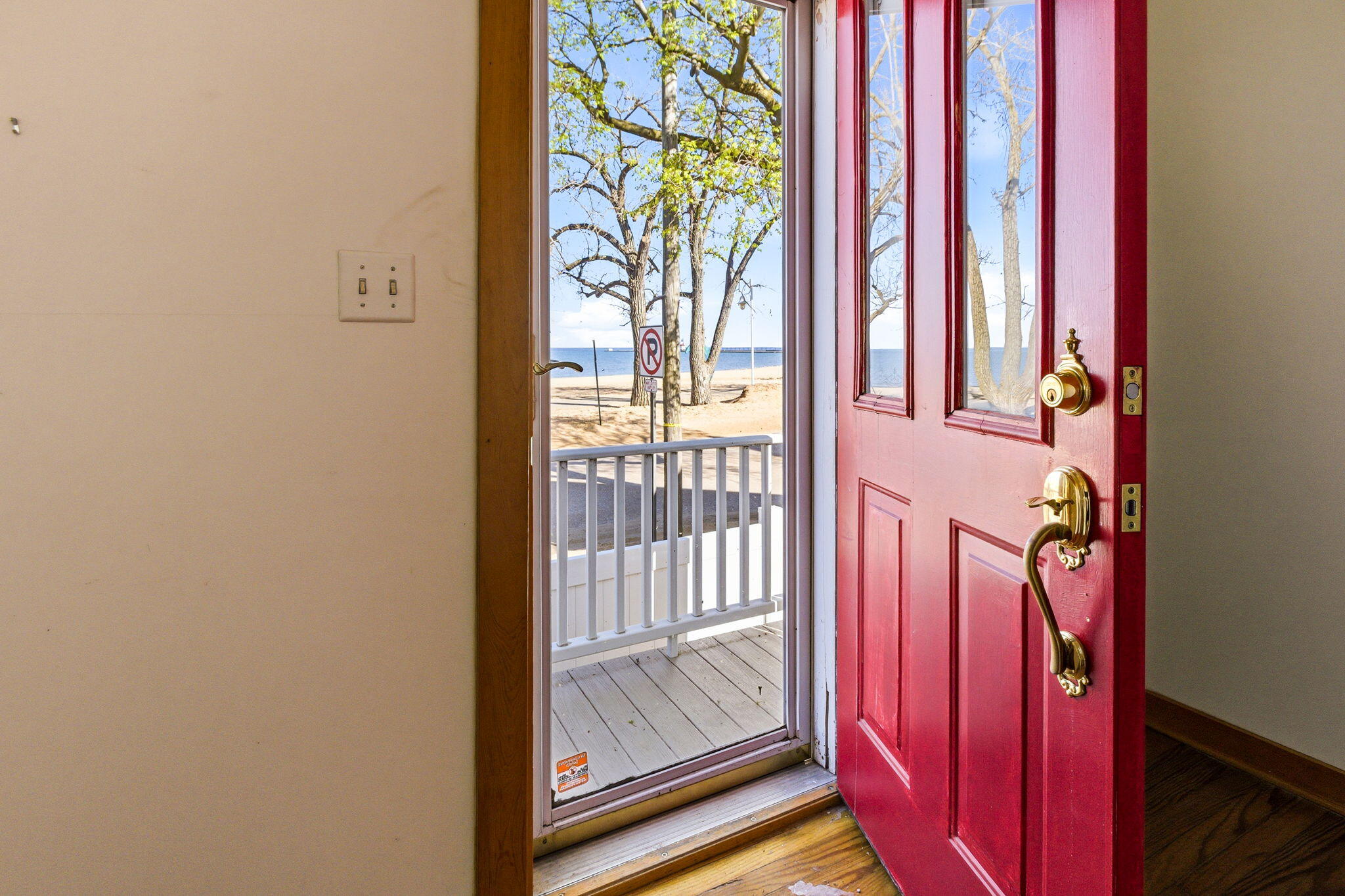 St. Joseph, Michigan, 49085, United States, 4 Bedrooms Bedrooms, ,2 BathroomsBathrooms,Residential,Active,2039017