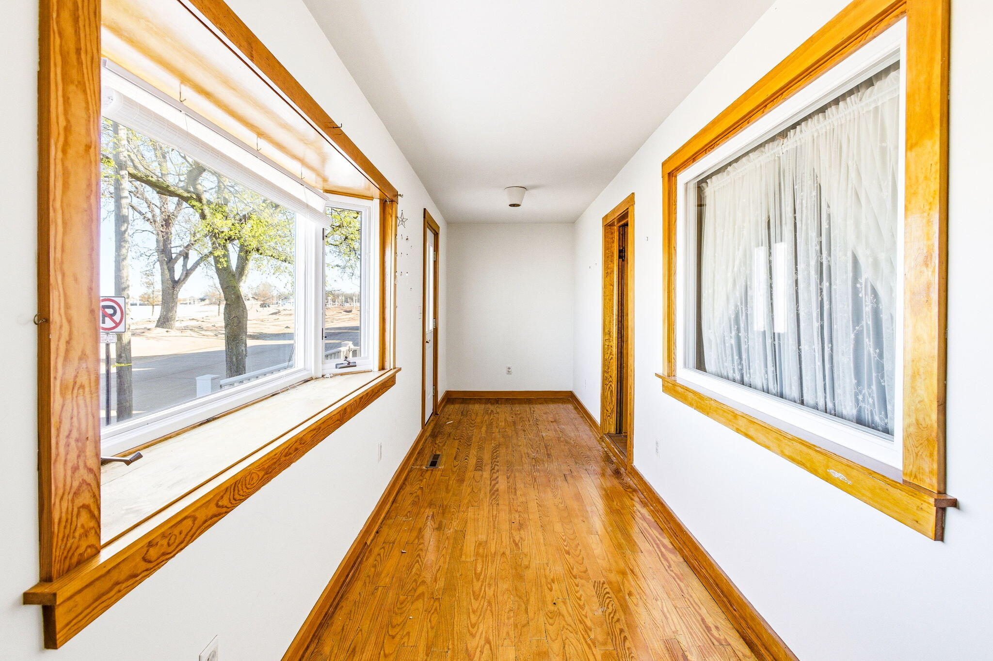 St. Joseph, Michigan, 49085, United States, 4 Bedrooms Bedrooms, ,2 BathroomsBathrooms,Residential,Active,2039017