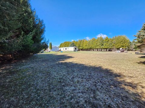 Photo of 5092 N Victory Corner Road, Ludington, MI 49431 (MLS # 25054167)