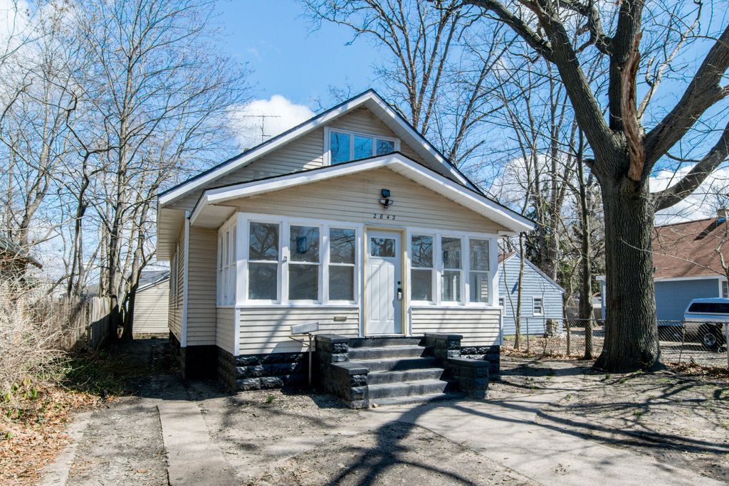 Photo of 2842 Mason Boulevard, Muskegon, MI 49444 (MLS # 26014518)