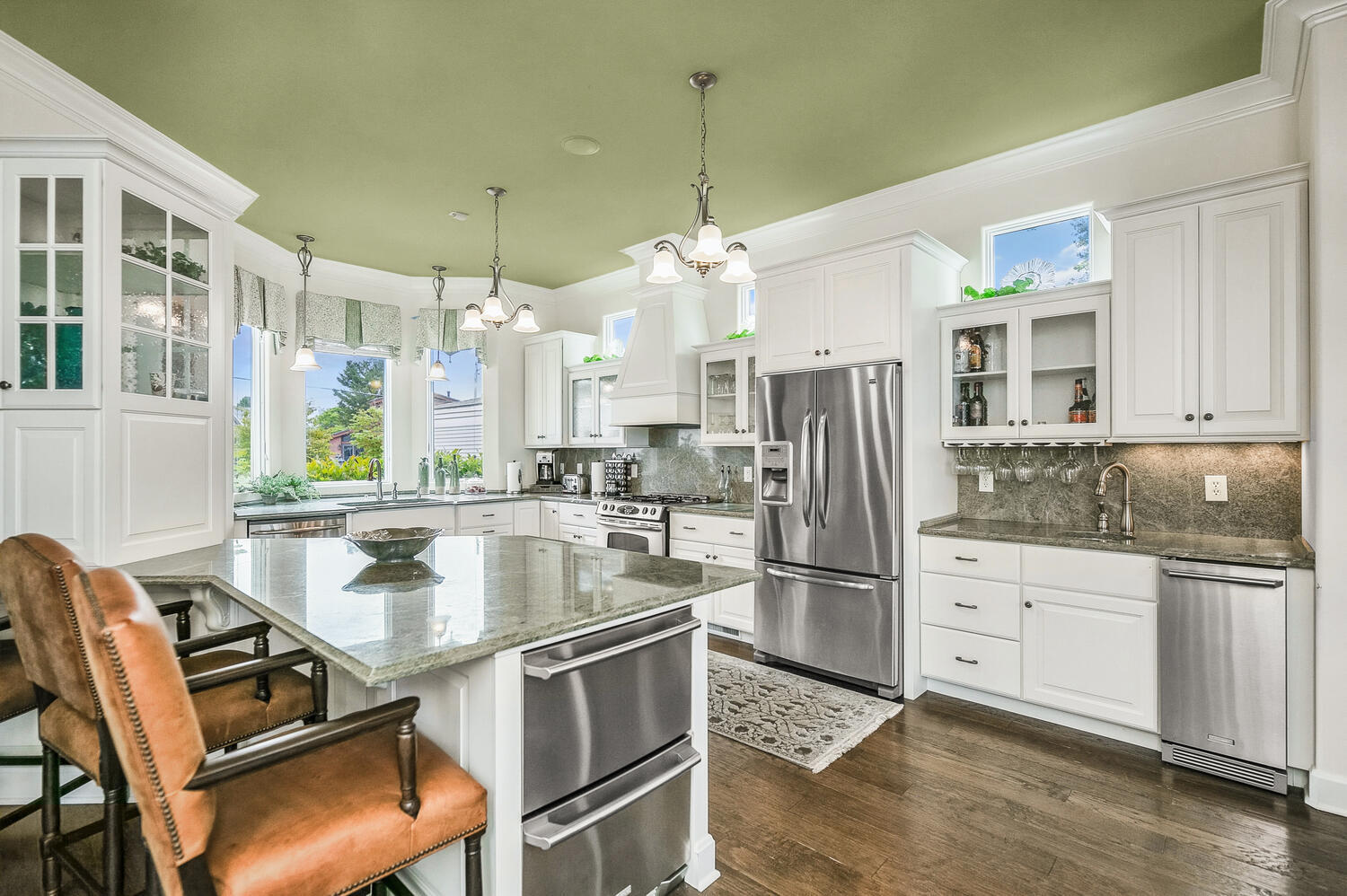 68283 Park Shore Drive