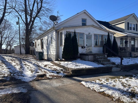 Photo for 32 E George Avenue