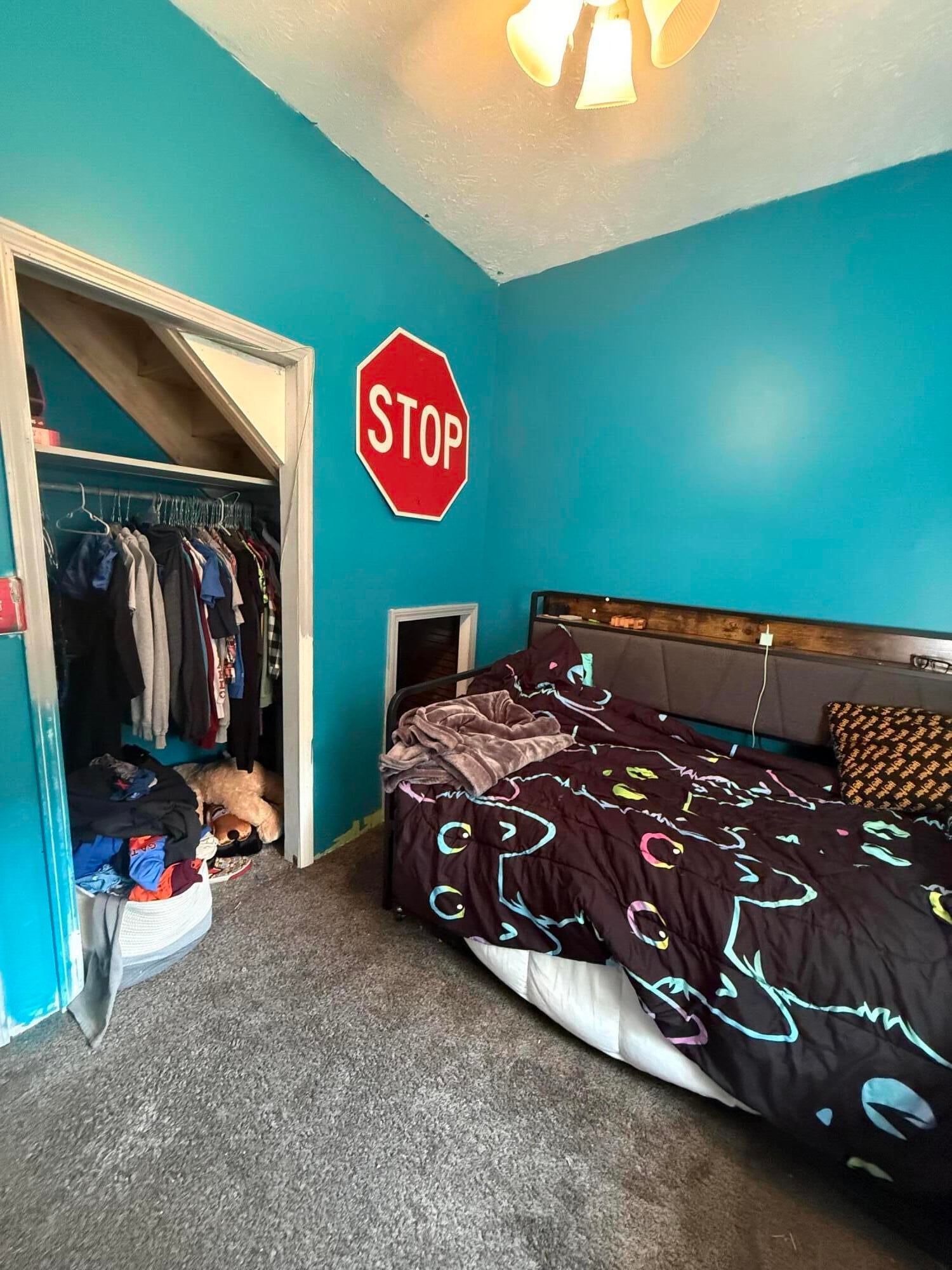 Listing 9