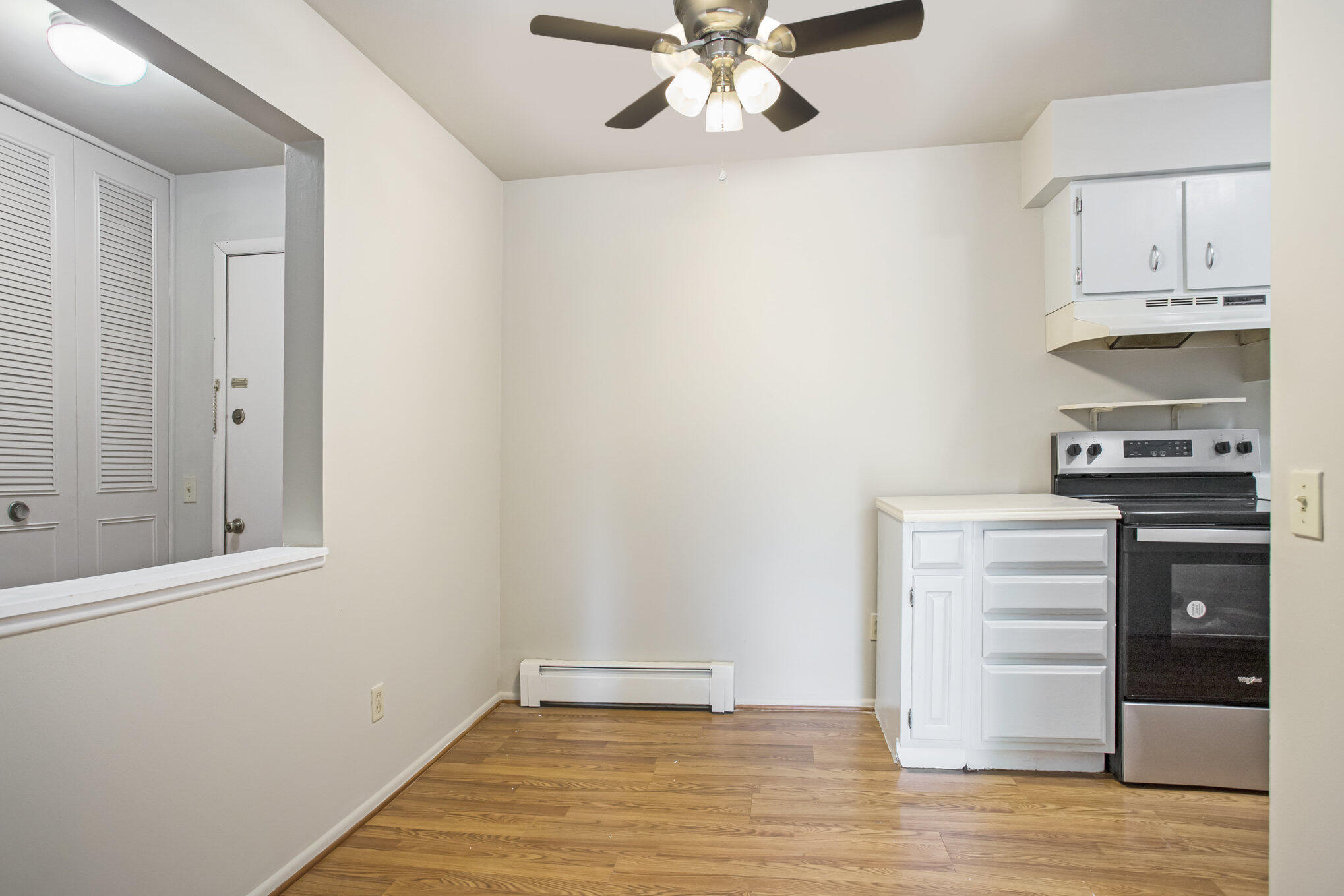 Kalamazoo, Michigan 49008, United States, 2 Bedrooms Bedrooms, ,1 BathroomBathrooms,Residential,Active,250522