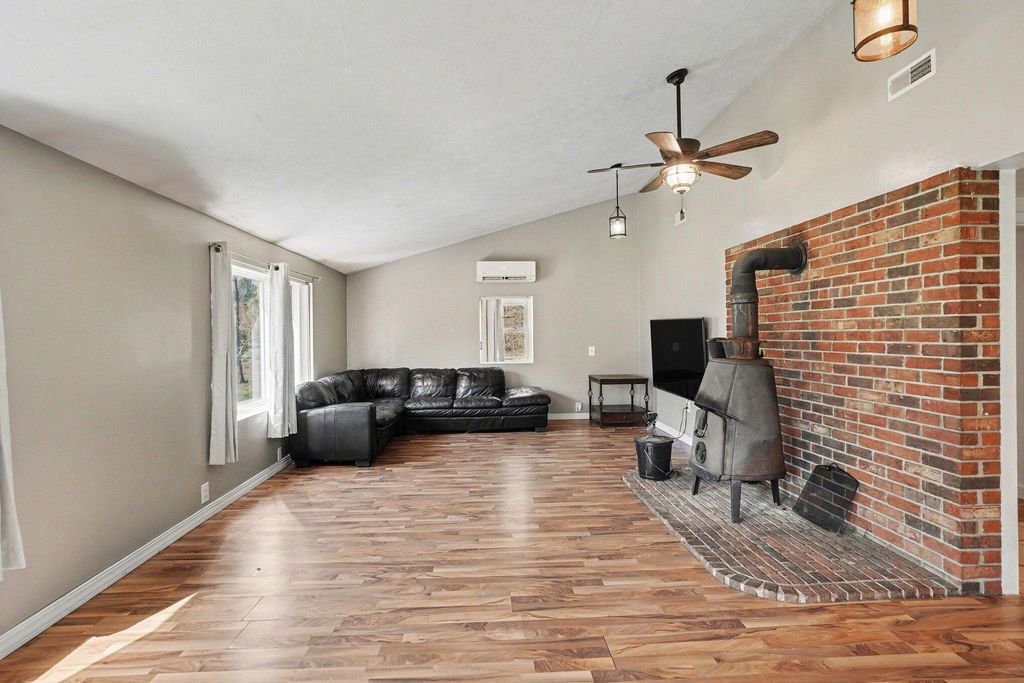 Photo of 184 E Tyler Road, Muskegon, MI 49445 (MLS # 26015768)