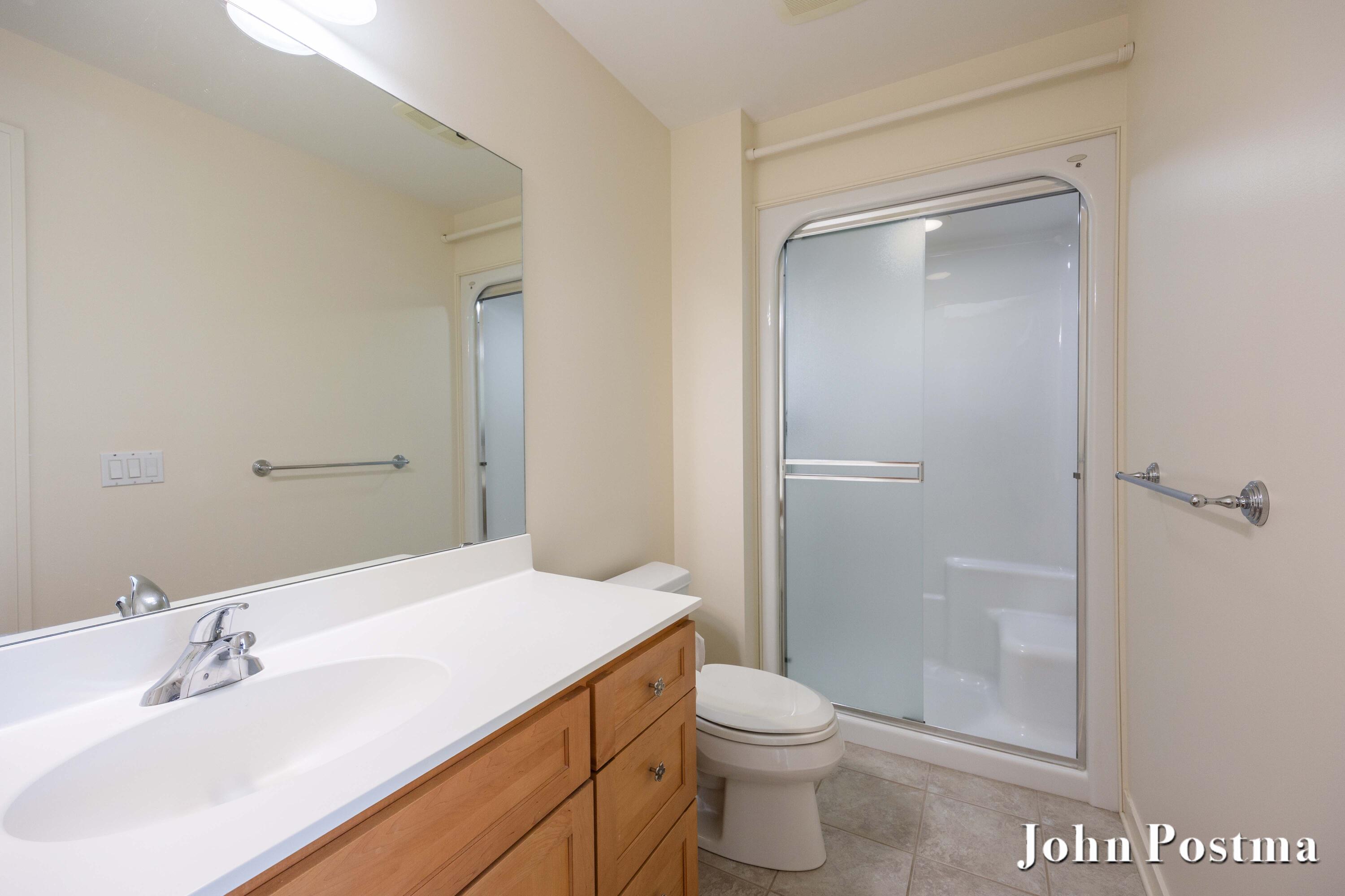 Caledonia, Michigan, 49316, United States, 5 Bedrooms Bedrooms, ,5 BathroomsBathrooms,Residential,Active,2036686