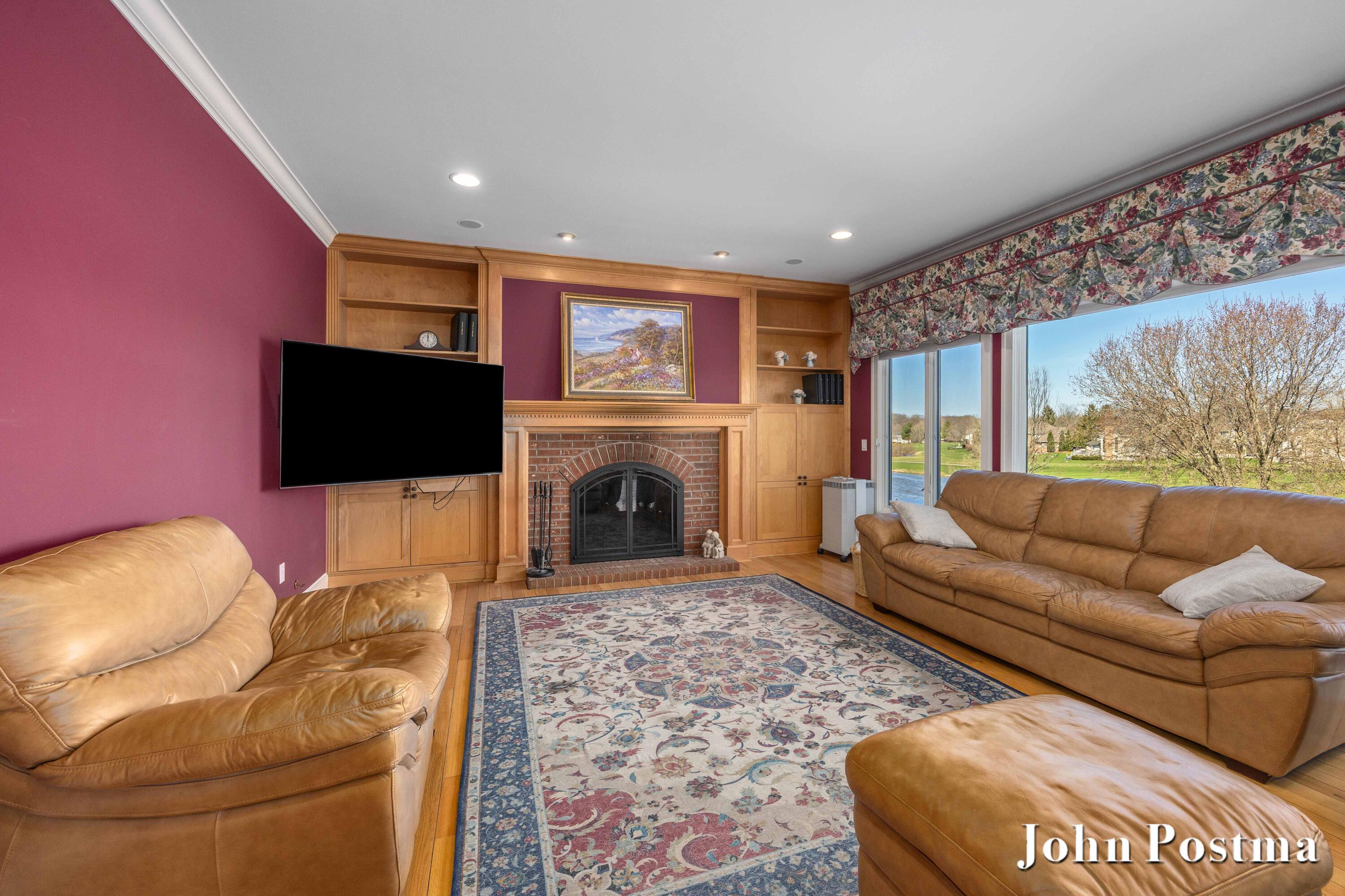 Caledonia, Michigan, 49316, United States, 5 Bedrooms Bedrooms, ,5 BathroomsBathrooms,Residential,Active,2036686