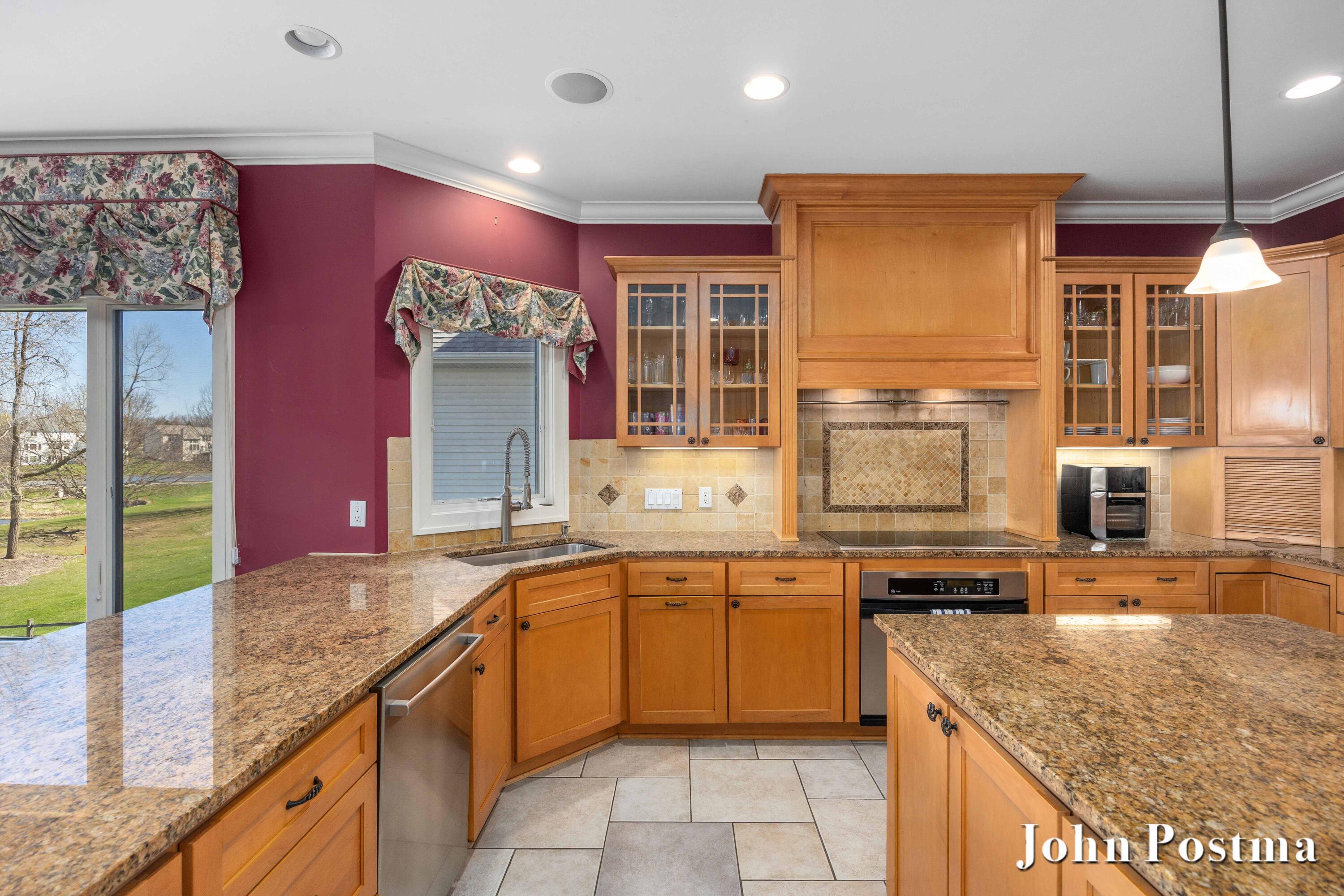 Caledonia, Michigan, 49316, United States, 5 Bedrooms Bedrooms, ,5 BathroomsBathrooms,Residential,Active,2036686