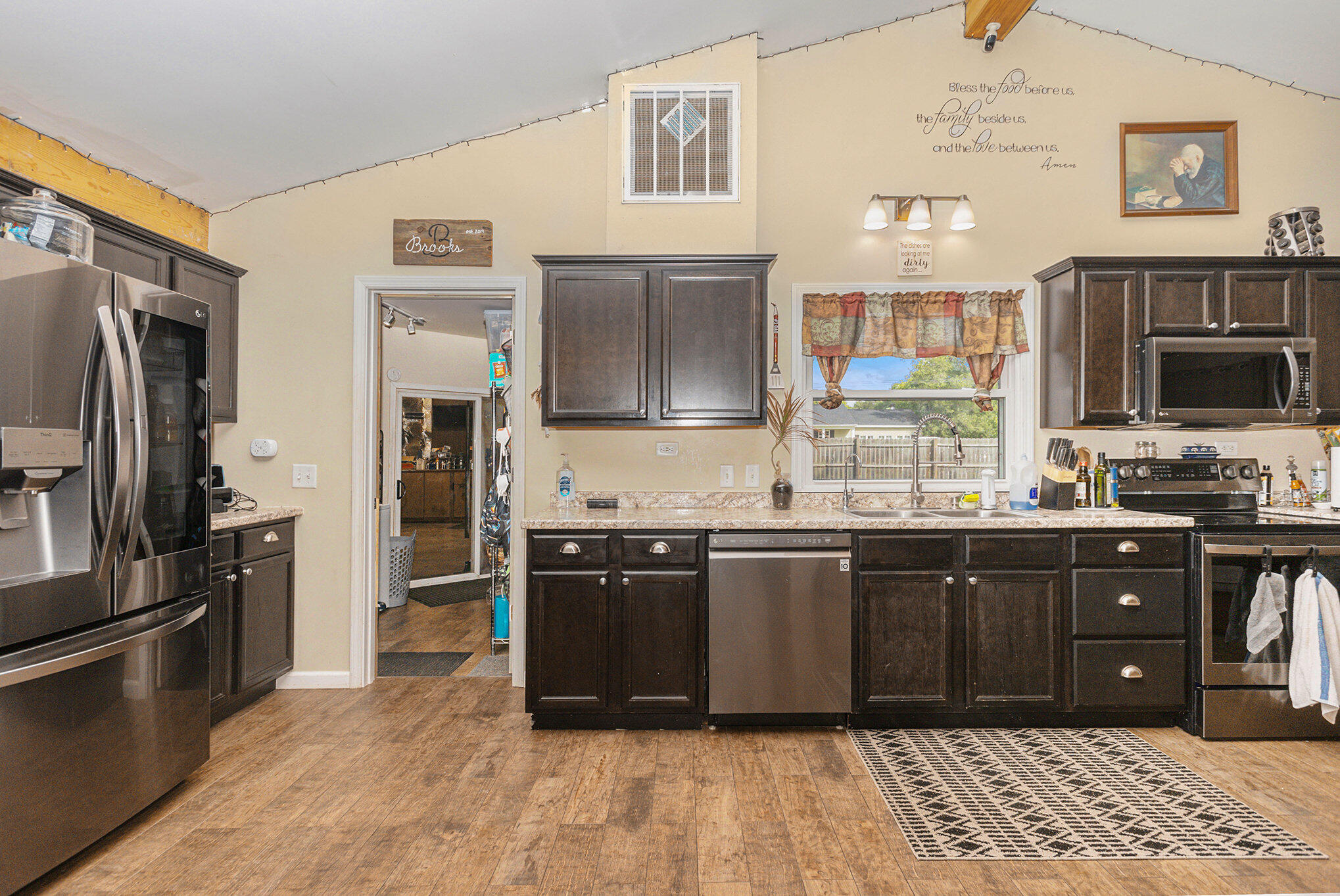 Constantine, Michigan 49042, United States, 3 Bedrooms Bedrooms, ,1 BathroomBathrooms,Residential,Pending,205587