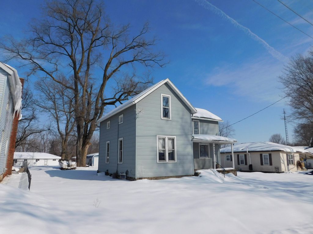 Photo of 6555 Pipestone Street, Eau Claire, MI 49111 (MLS # 26005950)
