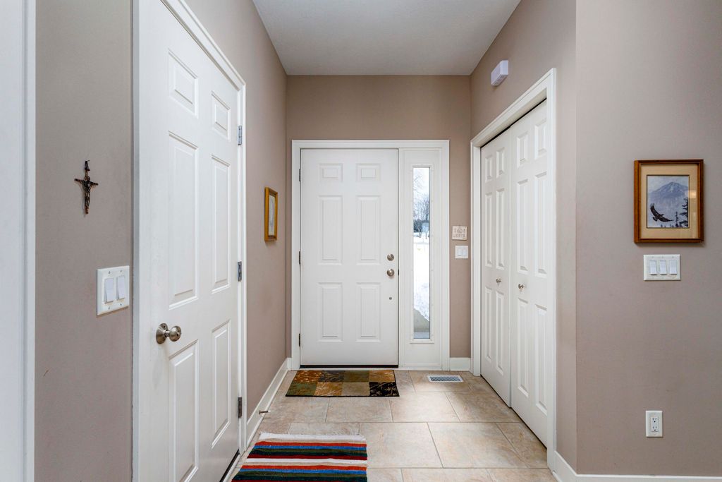 Photo of 4820 Faringdom Grove Drive, Hudsonville, MI 49426 (MLS # 26005024)