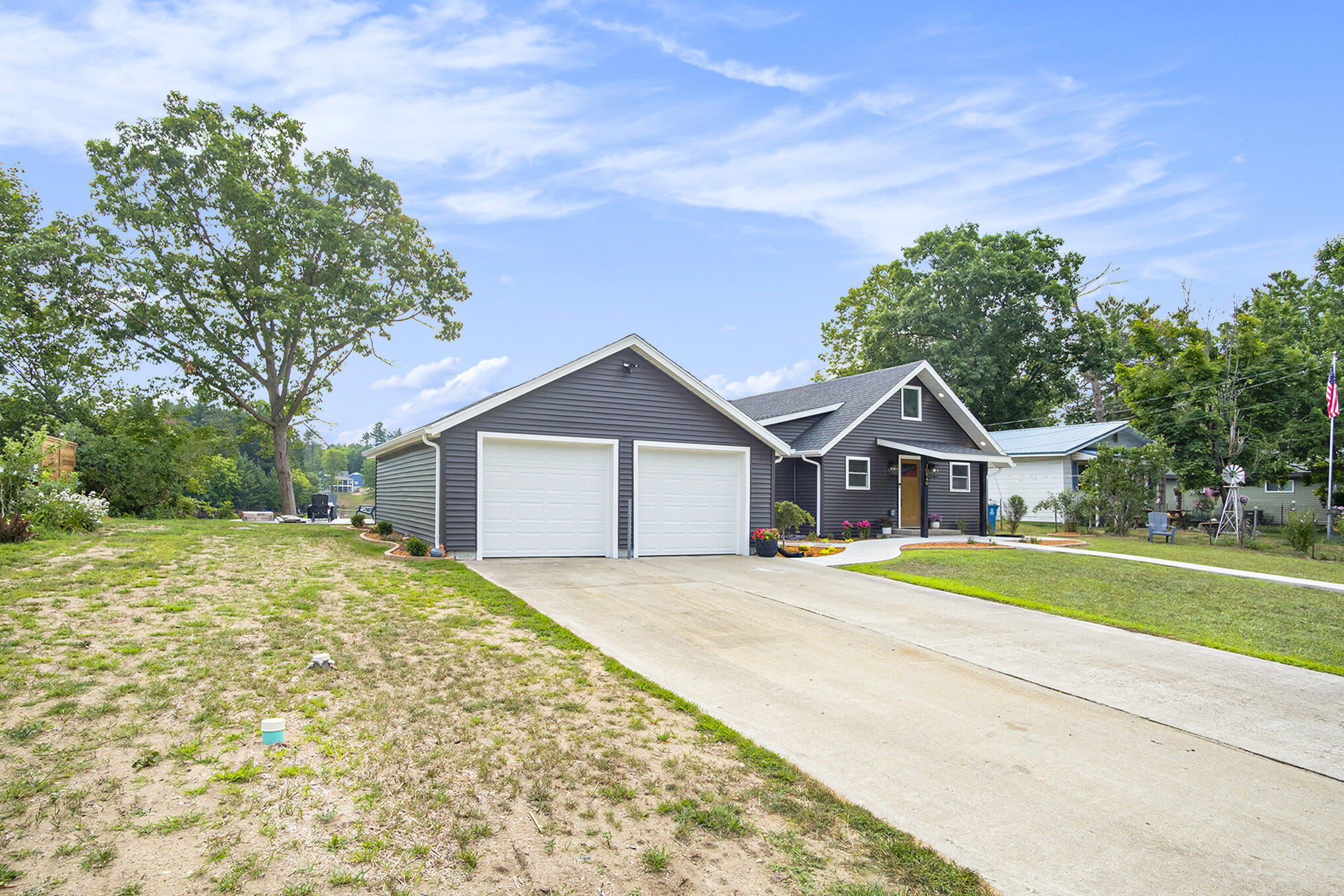 10946 Riverview Drive