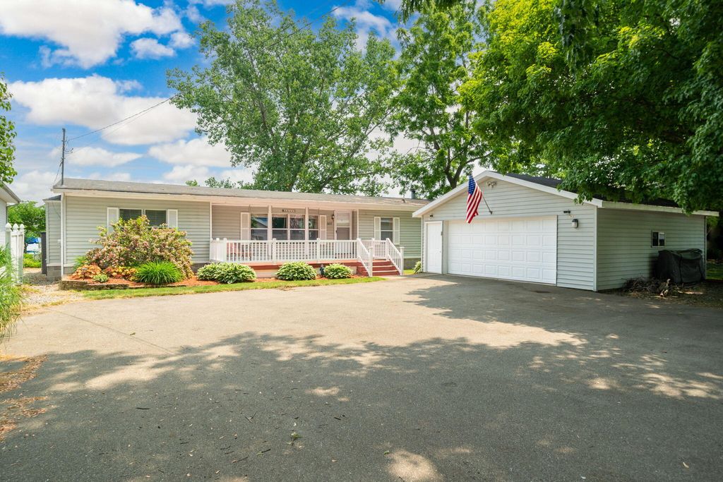 Photo of 6837 Paradise Park Drive, Saranac, MI 48881 (MLS # 23019219)