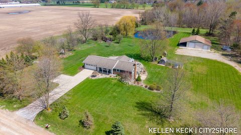 Photo of 11558 88th Avenue, Allendale, MI 49401 (MLS # 26016887)