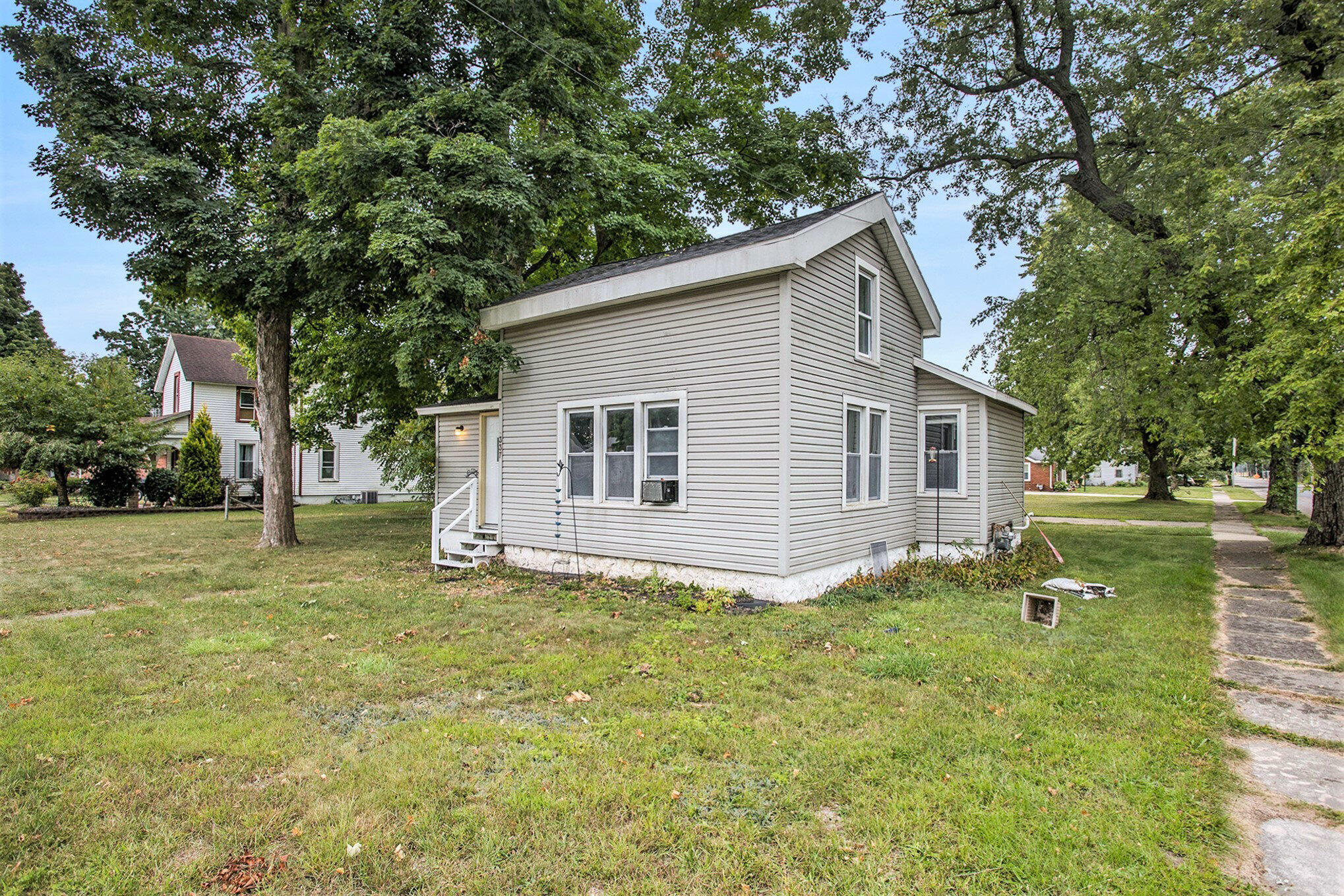 Bronson, Michigan 49028, United States, 2 Bedrooms Bedrooms, ,1 BathroomBathrooms,Residential,Active,216551