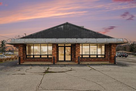 Photo of 1015 E Napier Avenue, Benton Harbor, MI 49022 (MLS # 26013260)