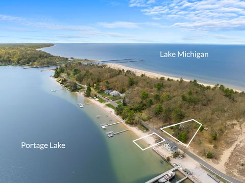 Photo of 8468 Portage Point Drive, Onekama, MI 49675 (MLS # 26021002)
