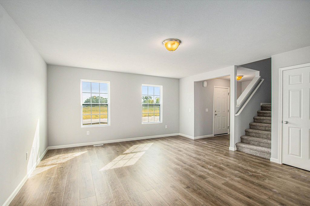 Photo of 13702 Oasis Avenue, Holland, MI 49424 (MLS # 25048320)