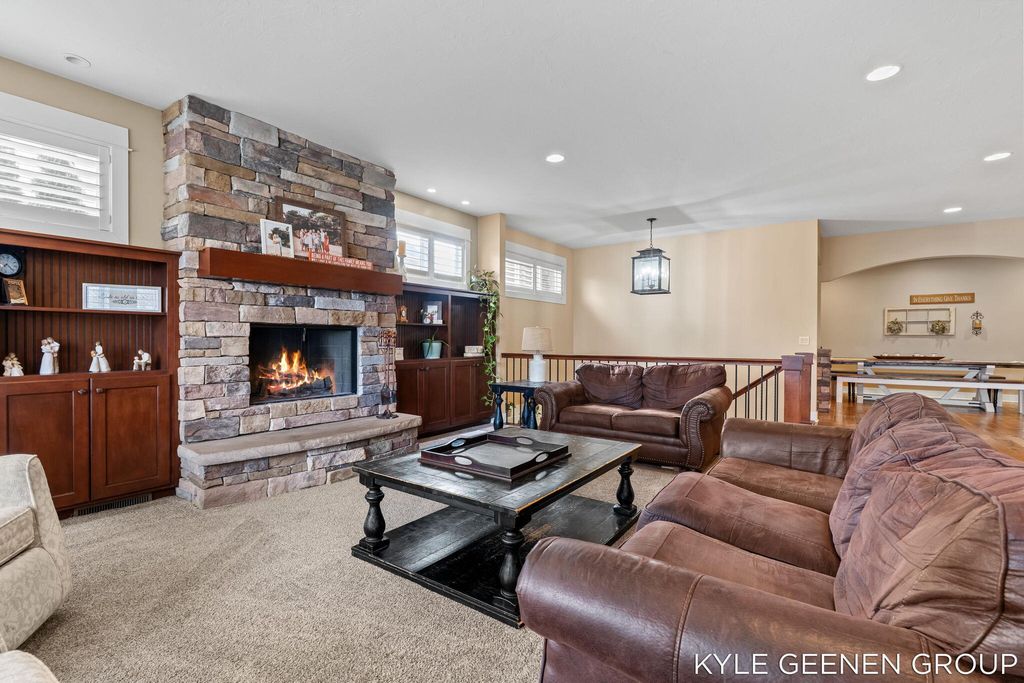 Photo of 564 Blackstone Street, Holland, MI 49423 (MLS # 26011274)