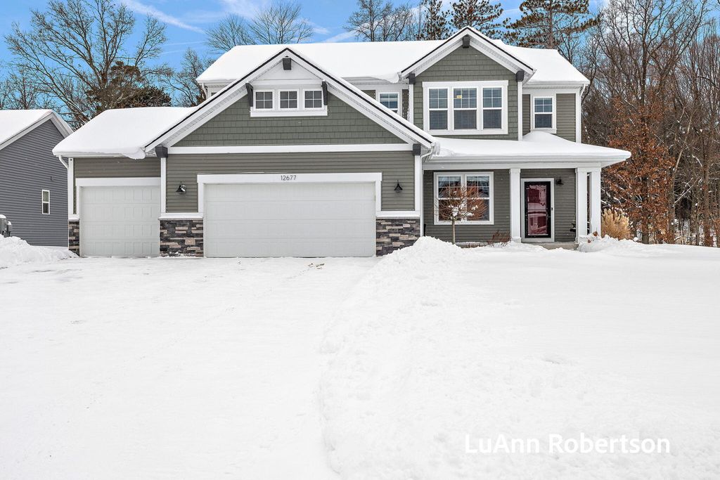 Photo of 12677 Riverton Road, Grand Haven, MI 49417 (MLS # 26003611)
