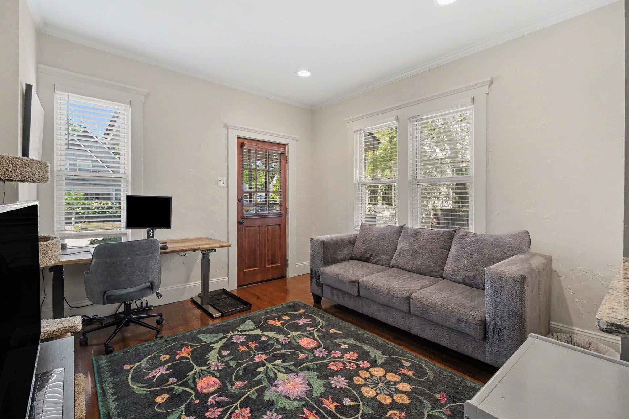 2190 Franklin Road