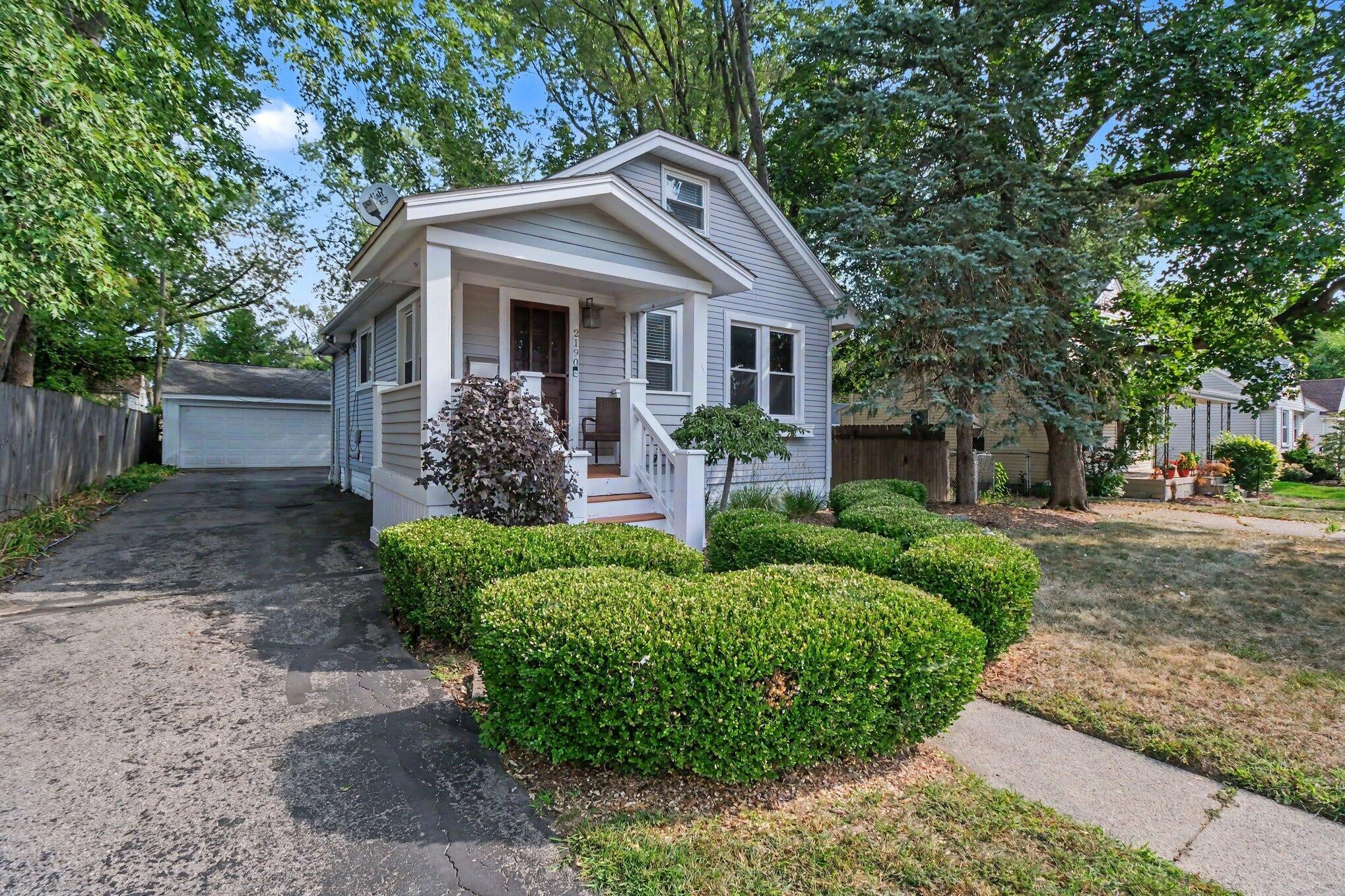 2190 Franklin Road